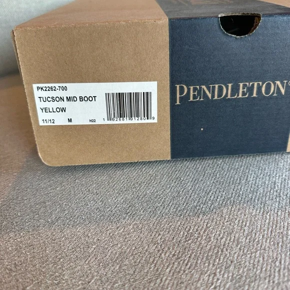 Pendleton Tucson Kids Yellow Patterned Boots - Picture 3 of 7